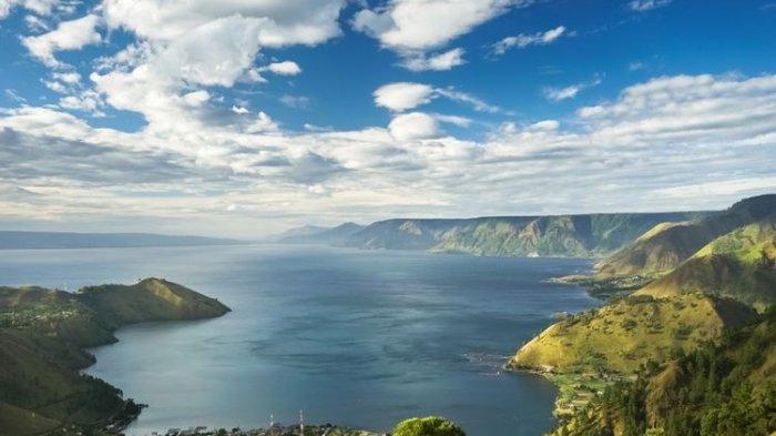 Biking Around Lake Toba: An Adventure on Two Wheels