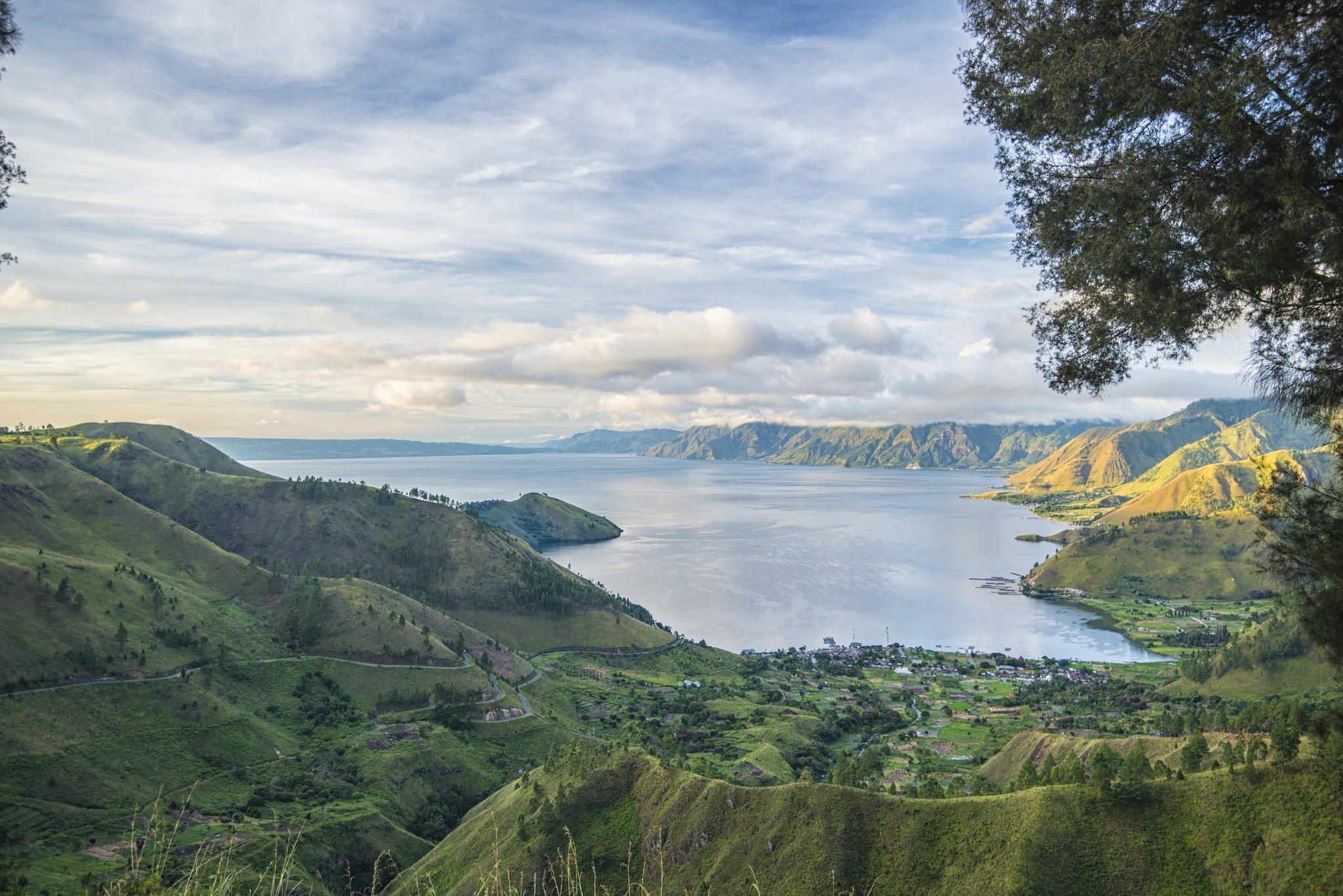 Medan Tour And Lake Toba Tour: Navigating Lake Toba's Magnificence