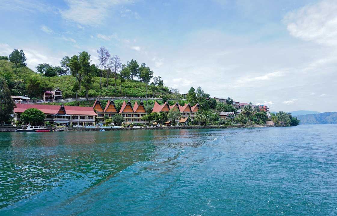 Exploring Popular Tourist Destinations: Lake Toba Tour and Medan Tour