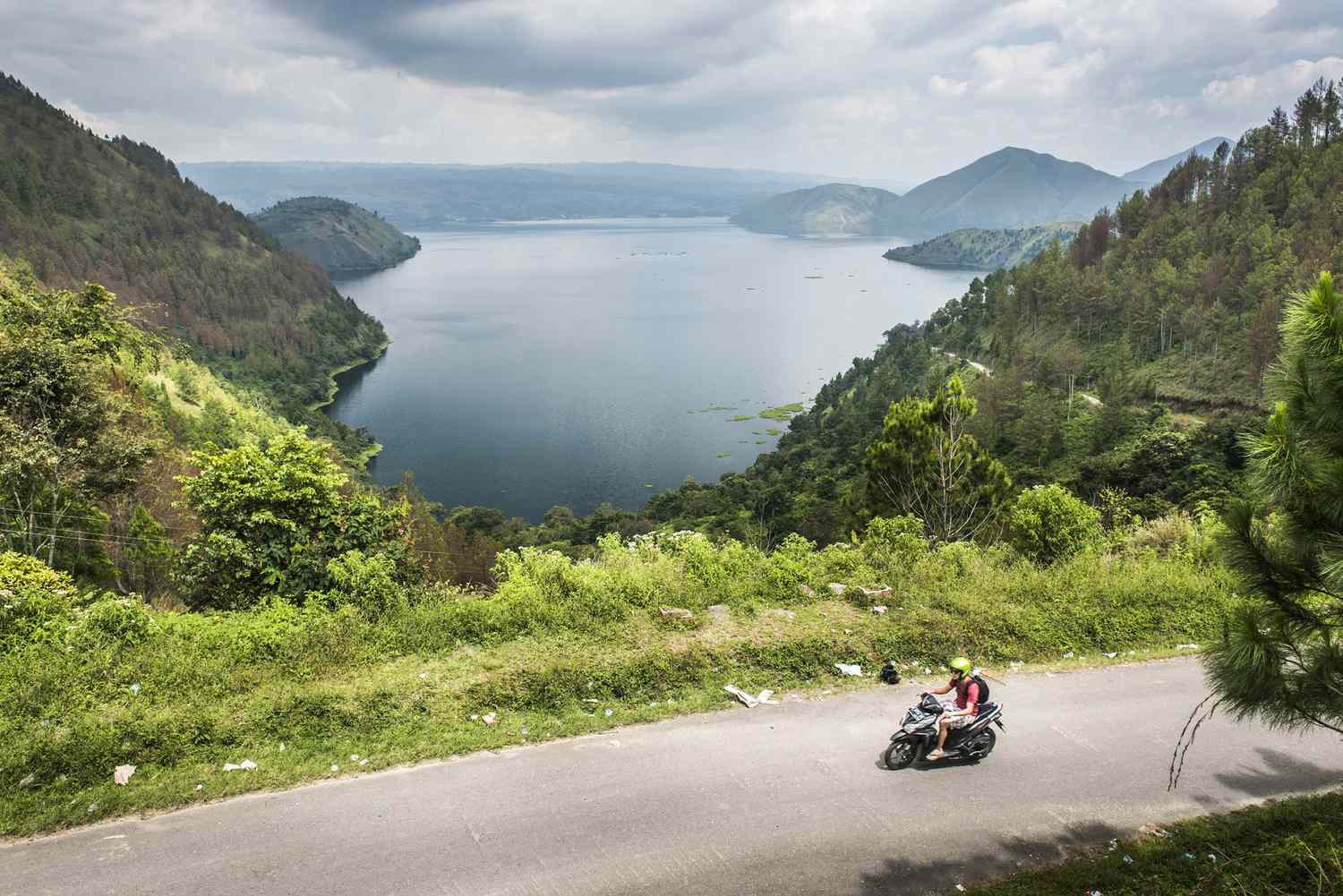 Enjoying the Journey: Planning a Drive to Lake Toba with Tobatransporter