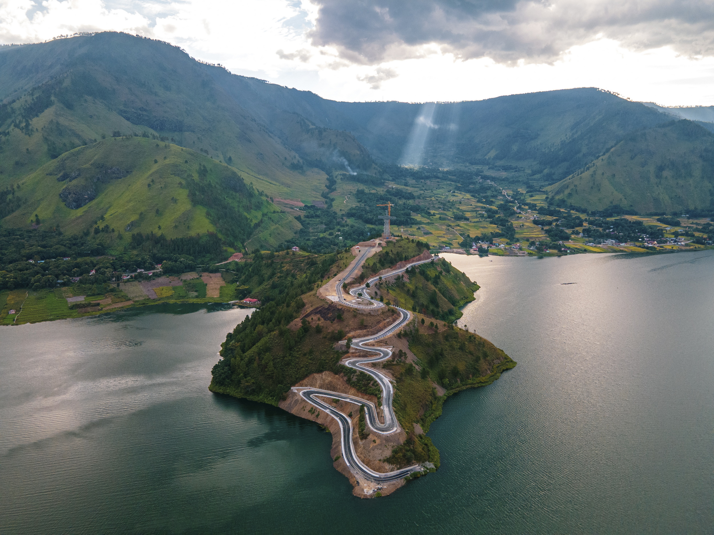 The Best Transporter for an Easy Lake Toba and Medan Photography Expedition