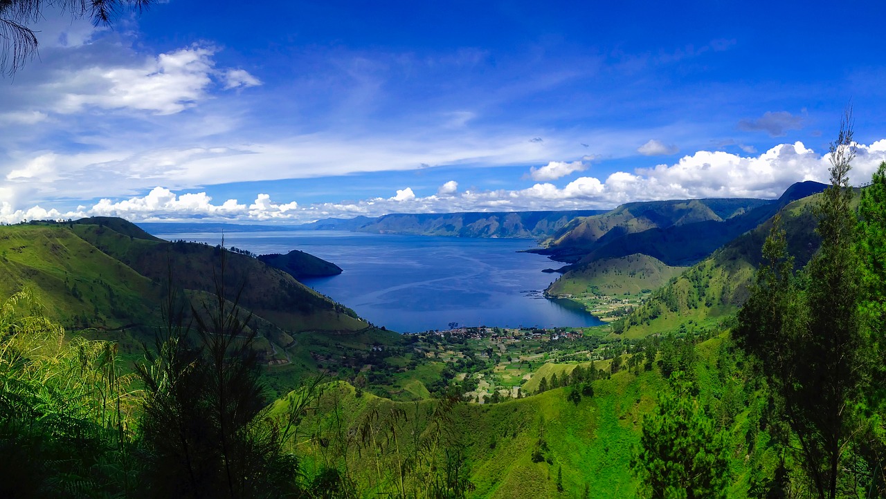 Lake Toba Tour with Toba Transporter, Best Medan Travel Agent