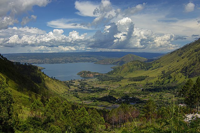 A Decade of Lake Toba Excellence: Tobatransporter.com's Unforgettable Journeys