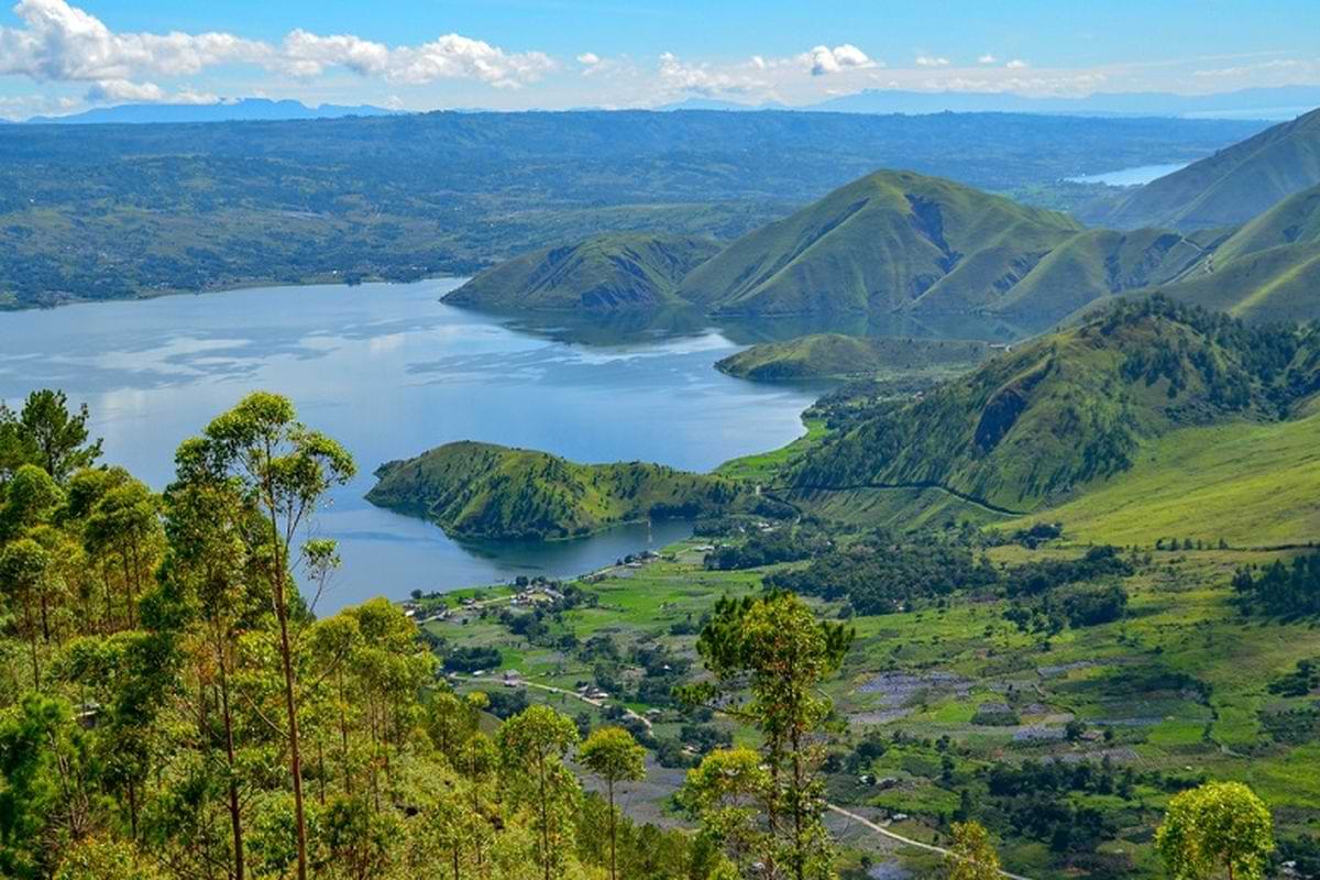 Explore the Cultural Mosaic of Medan and Lake Toba